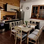 Dom Na Wzgorzu 479, The House On The Hill スウコビツェ